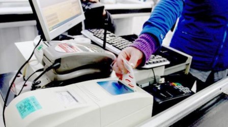 Gjykata Kushtetuese pezullon ligjin e qeverise per gjobat, ndal revanshin represiv ndaj bizneseve